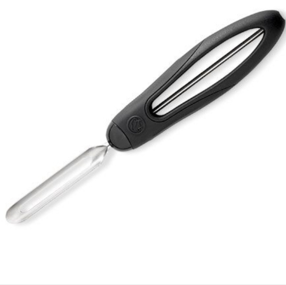 Brand New Pampered Chef Vegetable Peeler!